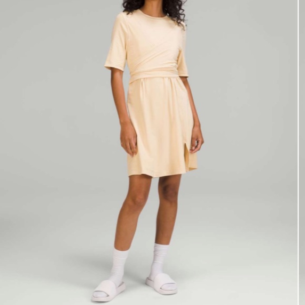 NWOT Lululemon Cotton Wrap-Front T-Shirt Dress
Prosecco size 12